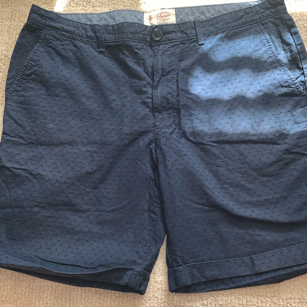 Men’s Penguin Navy with accent Short